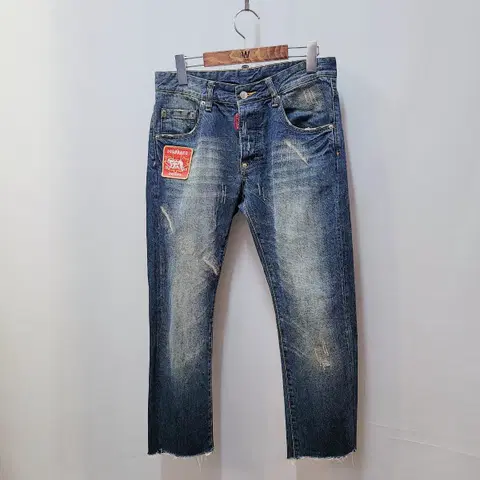 48) 디스퀘어드 청바지