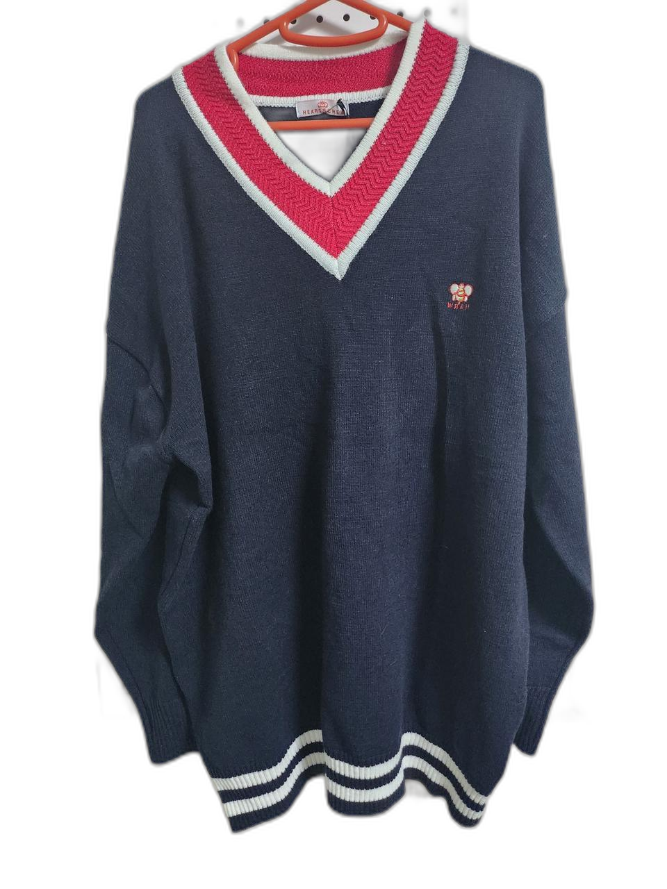 미착용/새제품인 무신사X하츠크루 츄러스 네이비 배색 브이넥 니트