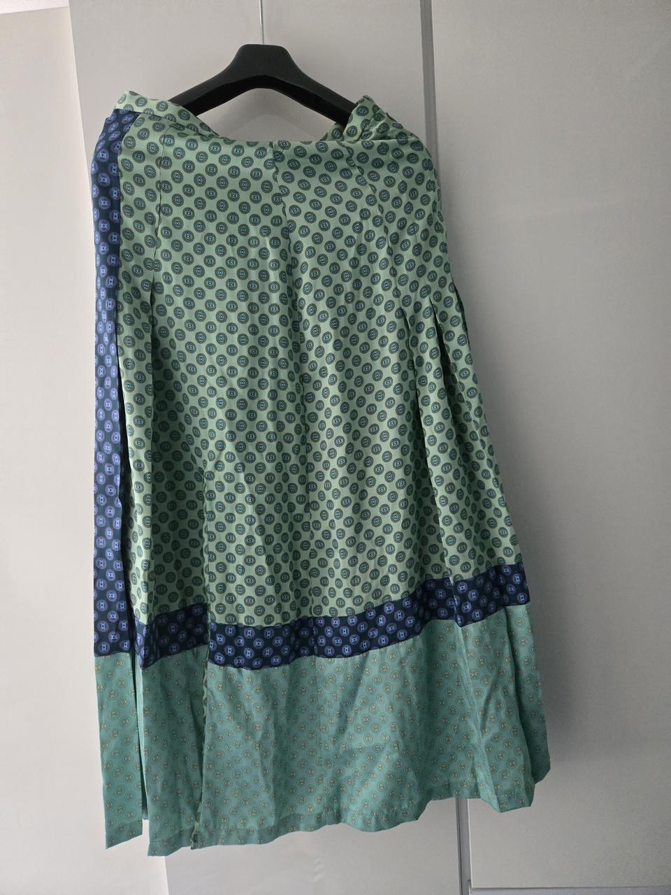 산드로 플리츠 스커트