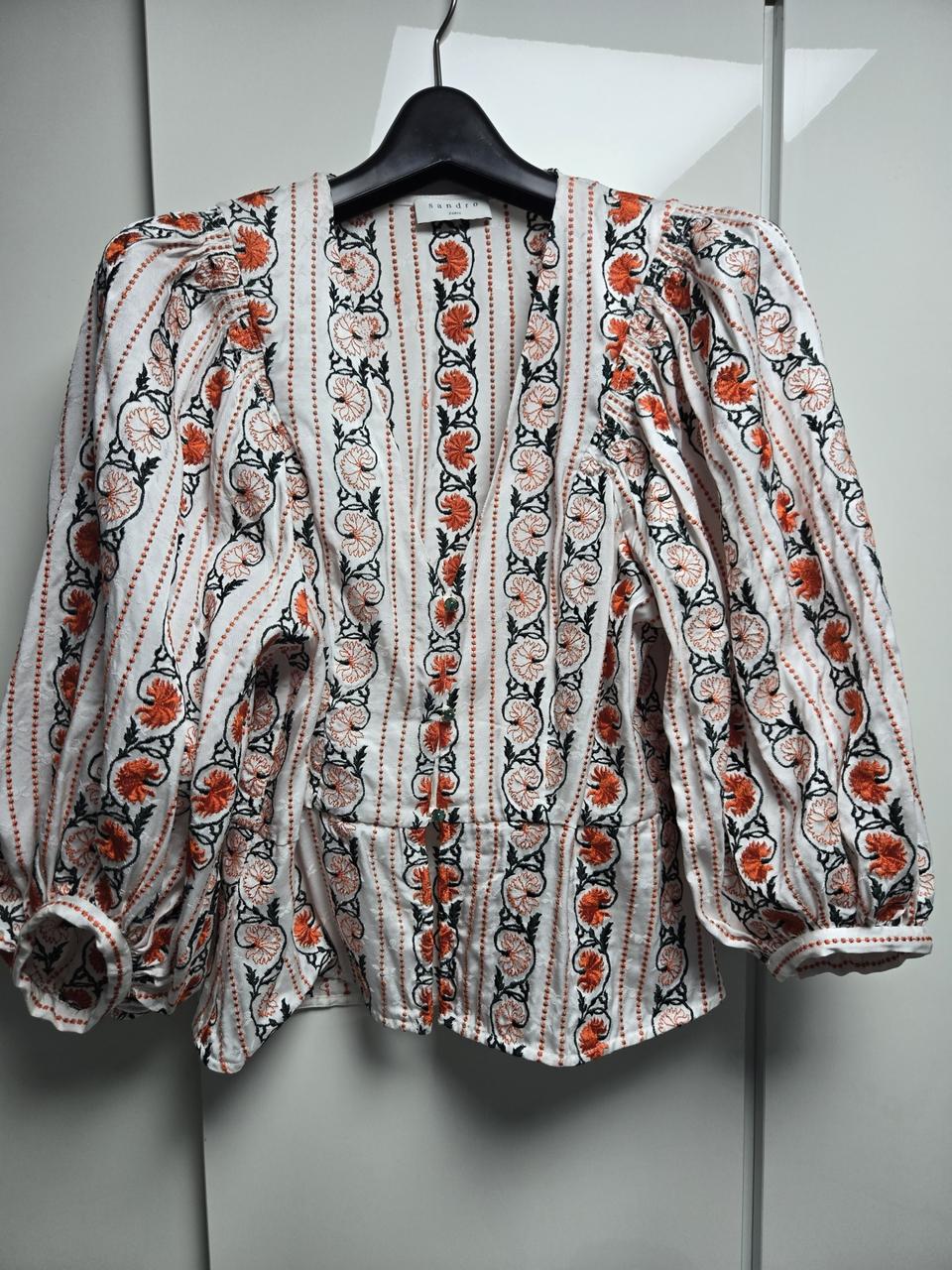 산드로 블라우스