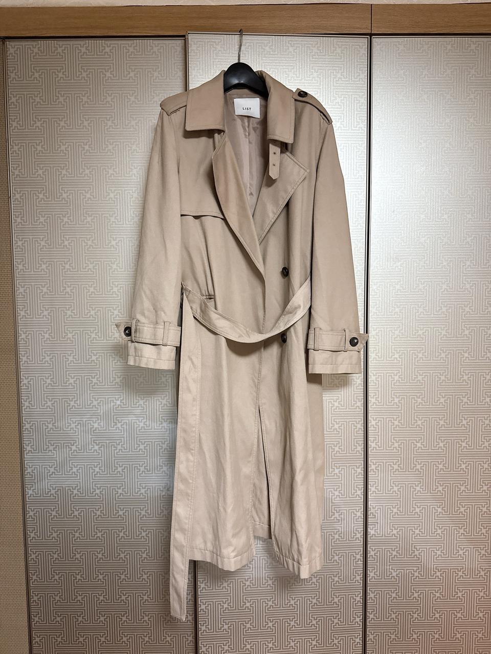 LIST 리스트 베이지 트렌치코트