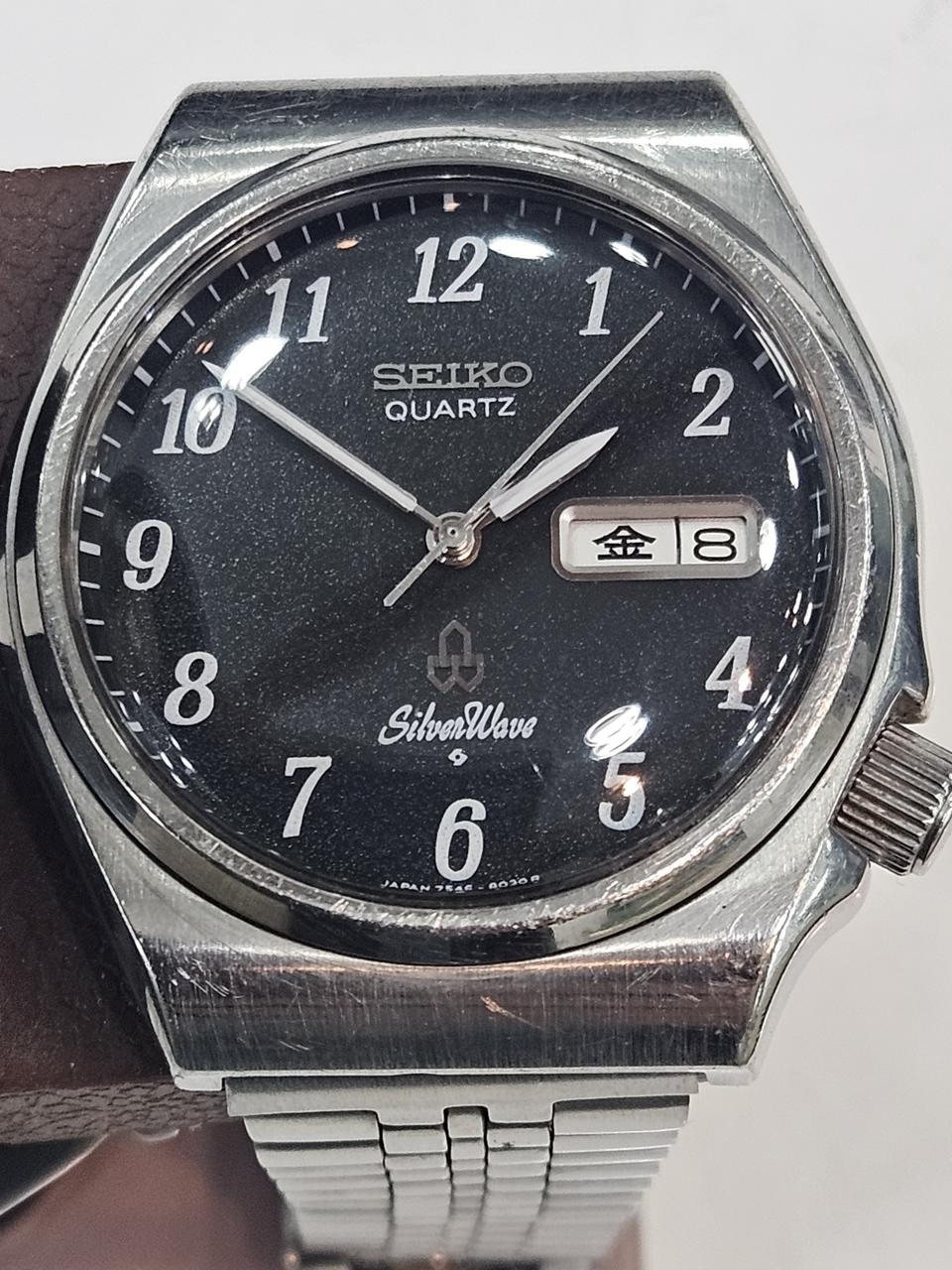 세이코 빈티지 준 다이버 실버웨이브 쿼츠 시계