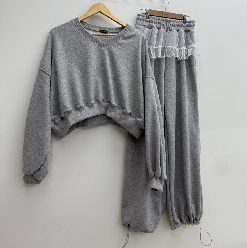 브이넥 티 + 레이스 팬츠 세트 그레이 새상품