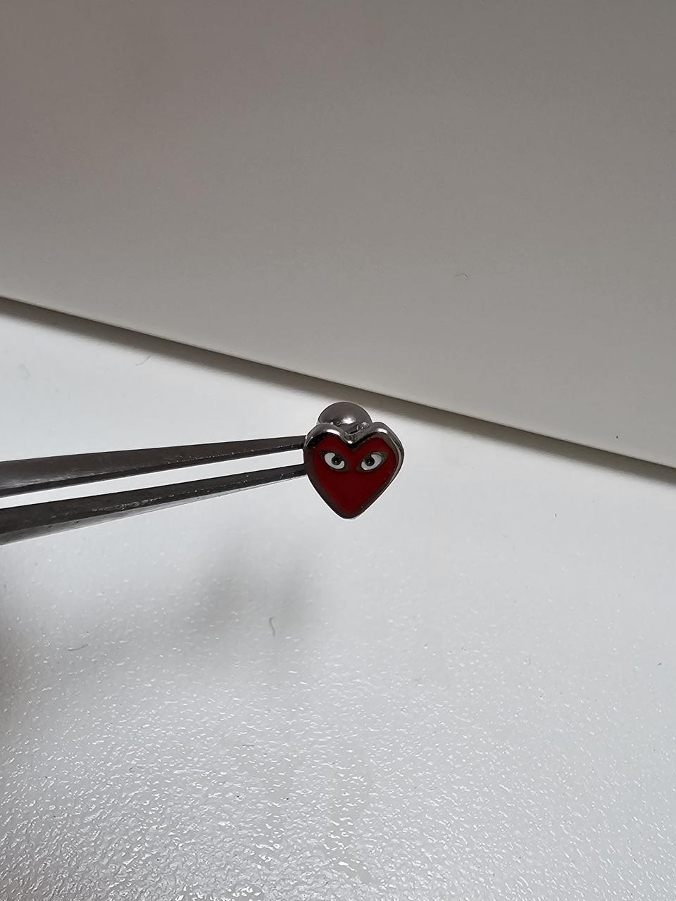 (새상품) 꼼데가르송 피어싱