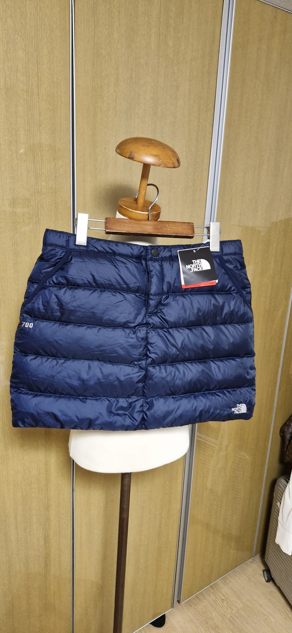 노스페이스 거위털 구스다운 패딩스커트 미니 구스스커트 패딩치마 미니스커트