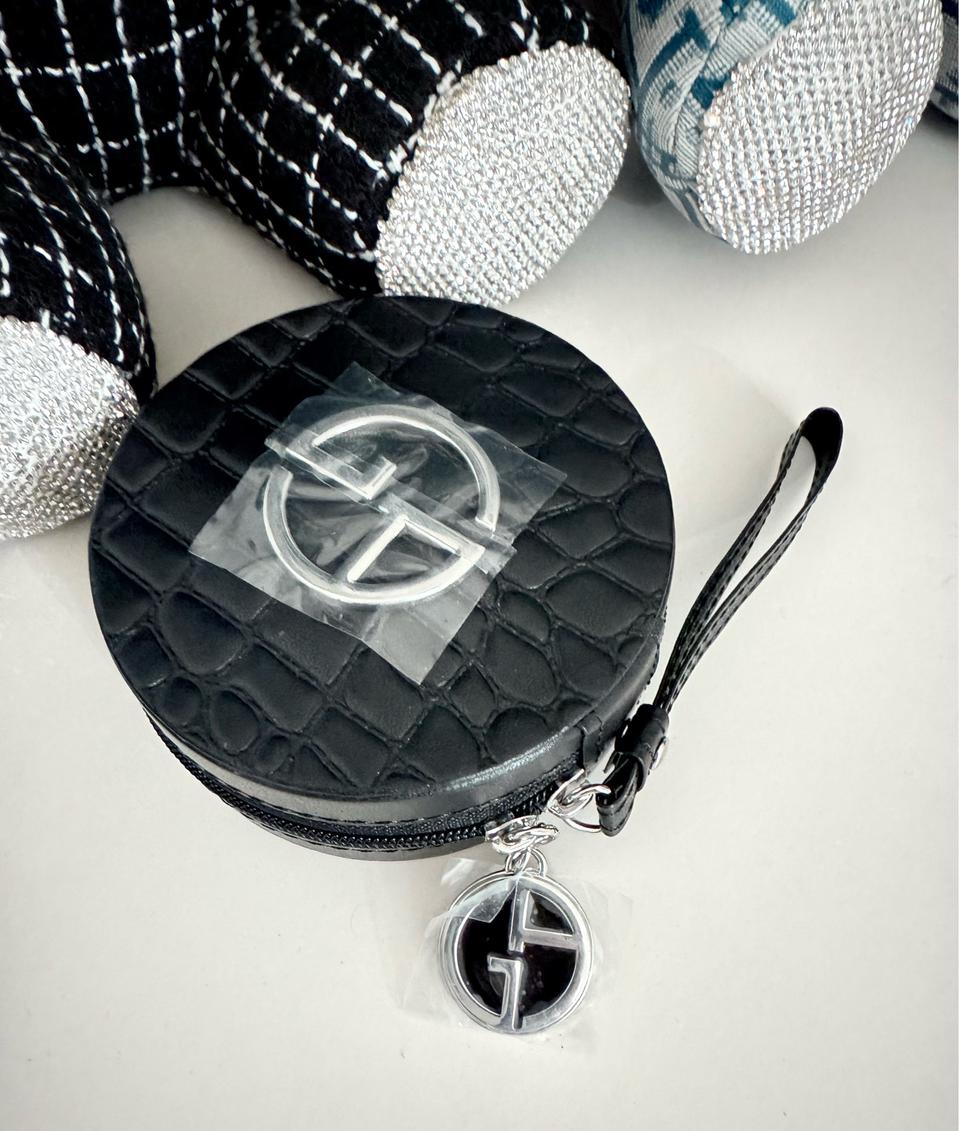 조르지오 아르마니 원형 쿠션 파우치 세트