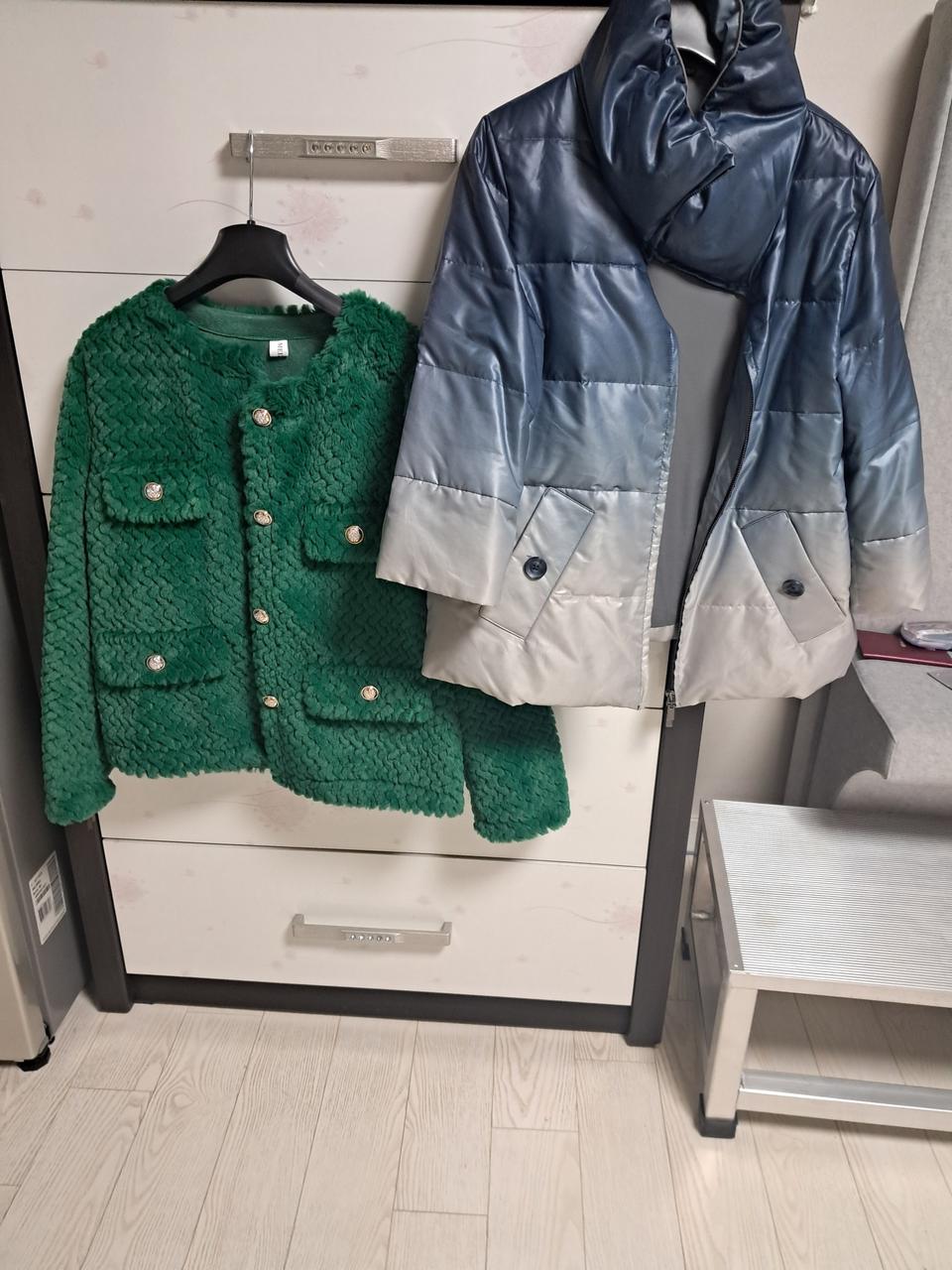 그린부클보들자켓 새상품. 패딩