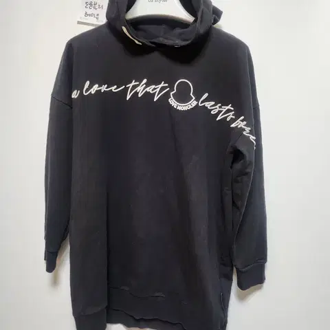 몽클레어 후드롱티셔츠 12A