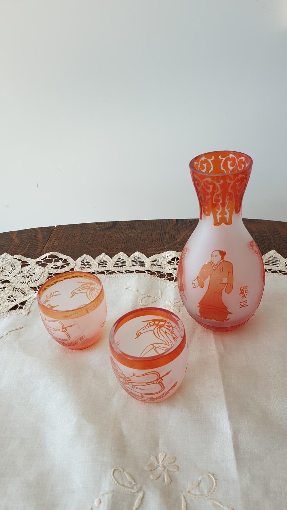 무배송)술병과 술잔.새상품.선물용술잔술병