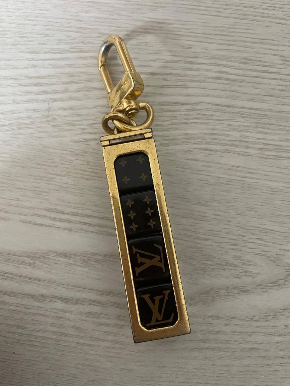 정품 루이비통 슈프림 키링 루이비통주사위키링