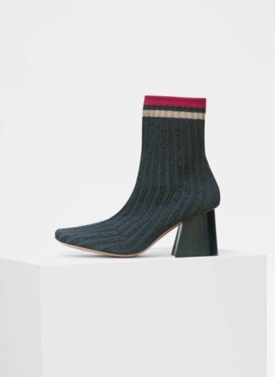 CELINE 셀린느 삭스 앵글부츠 240-245