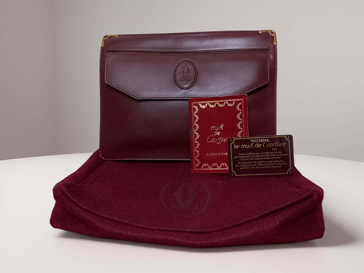 [정품 보증] 까르띠에 버건디 파우치 가방 르 뮈스트 빈티지 클러치백