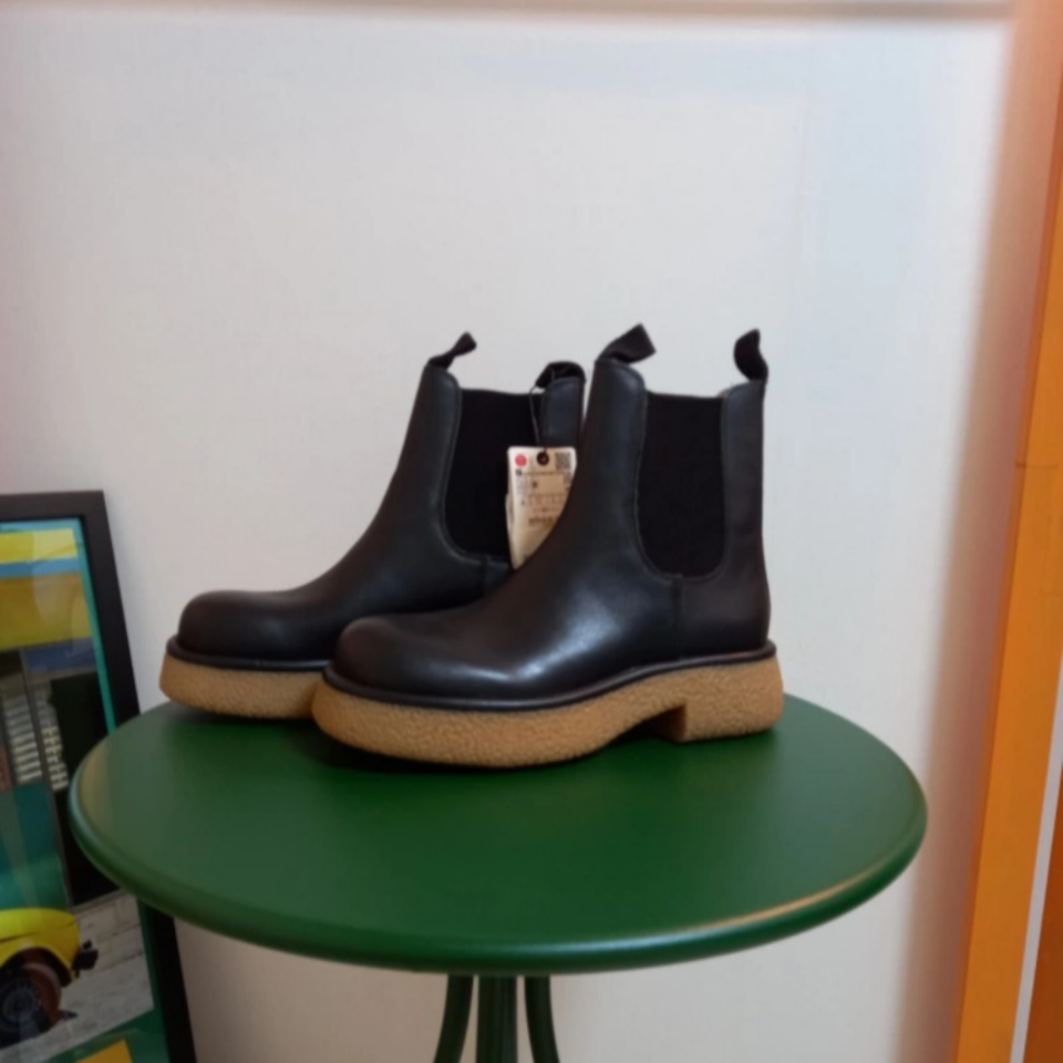 [새상품] 자라 소가죽 블랙 앵클부츠 2종 사이즈 1115810