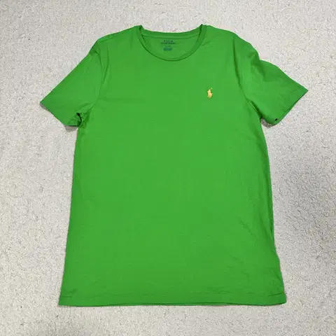 폴로 반팔티 라운드 m