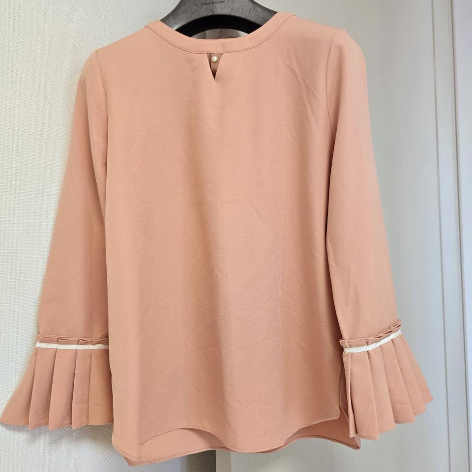 여성 블라우스 진주 목걸이 66사이즈