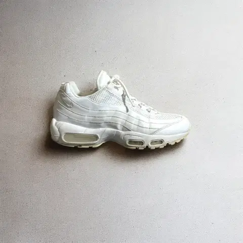 나이키 에어맥스 95 스니커즈 260