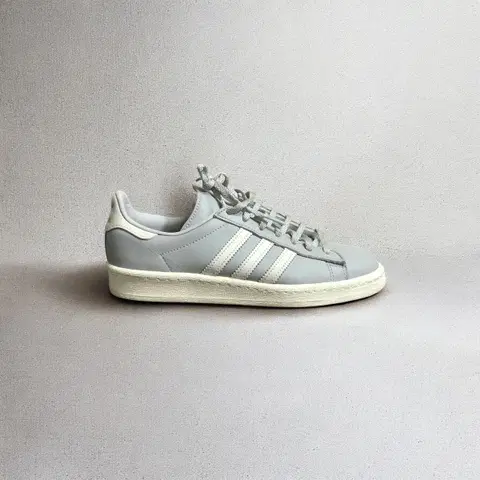 아디다스 x어반리서치 캠퍼스 80s 스니커즈 240