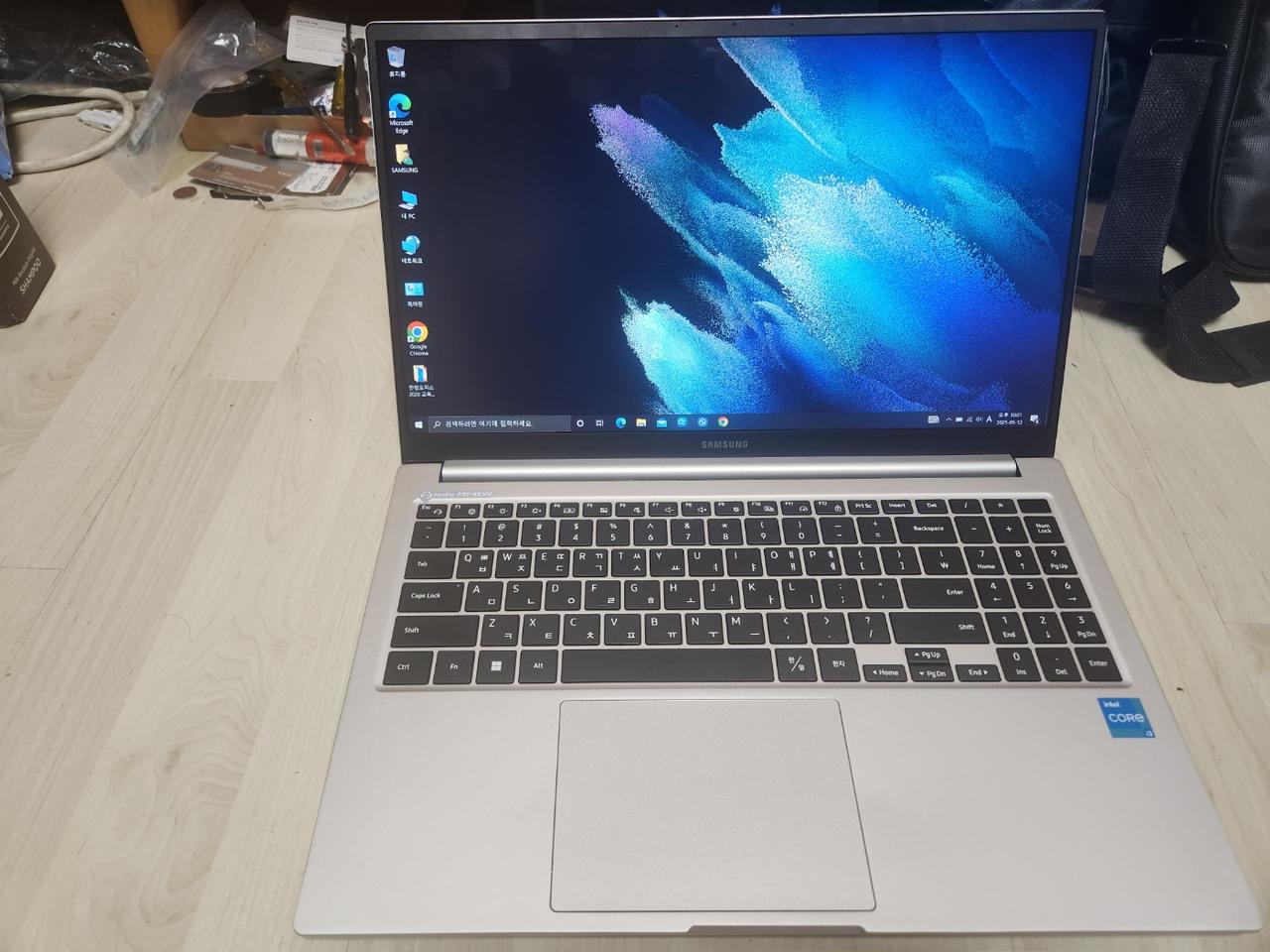 삼성 갤럭시북 NT750XDA i3노트북팝니다