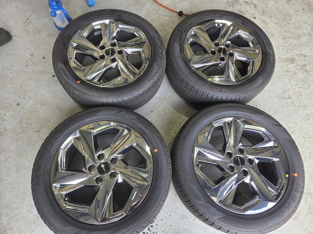 렉스턴스포츠 순정 20인치 휠타이어판매