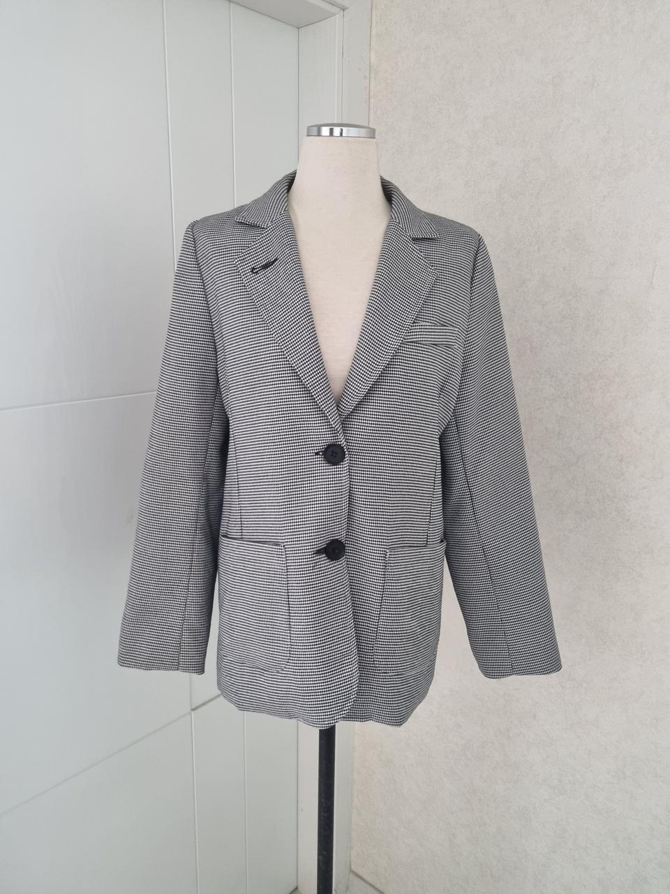 프리 하운드자켓