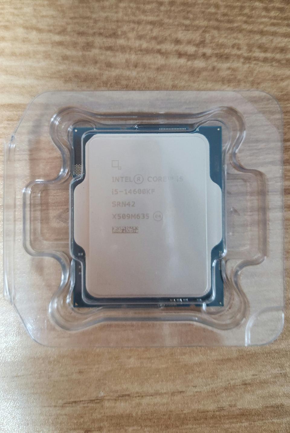 (미개봉)(CPU) 인텔 i5 14600KF 팝니다.