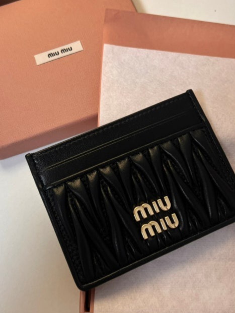 [므바님 결제용] 미우미우 마테라쎄 카드지갑