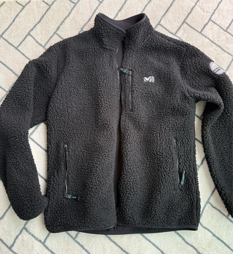 밀레 후리스 집업