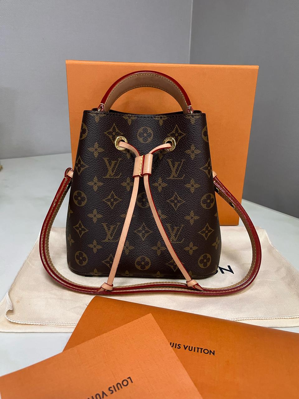 루이비통네오노에bb(내장칩)