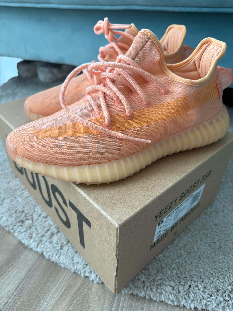 아디다스 이지부스트 350V2 모노클레이 새상품(260)