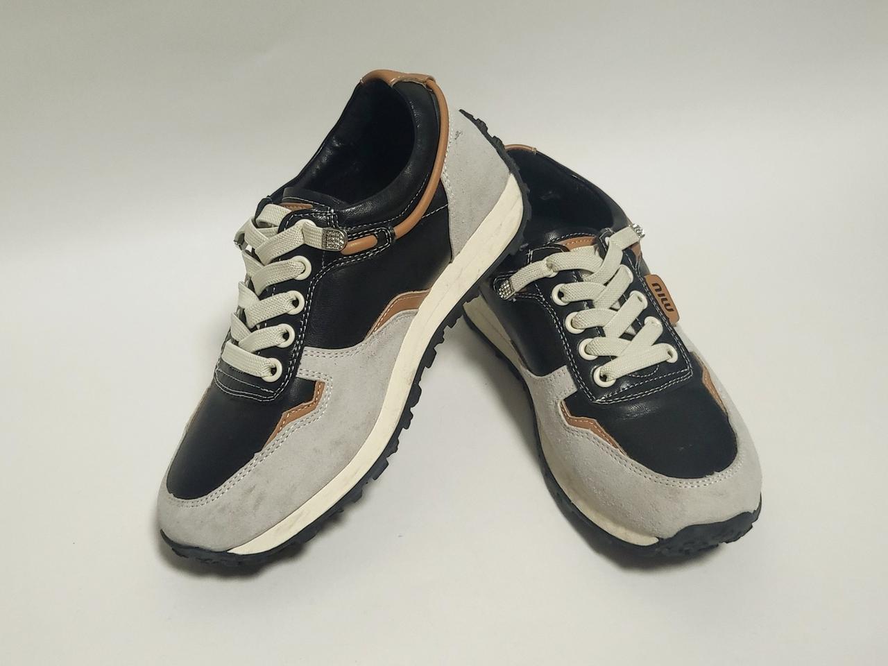 천연소가죽 키높이 스니커즈(230)