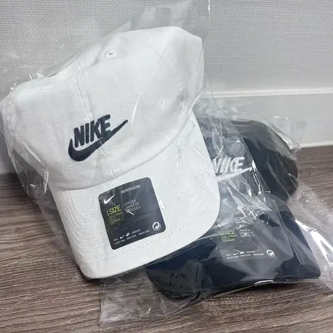 나이키 모자 블랙 화이트 2개 / 헤리티지86 캡모자 새상품 정품