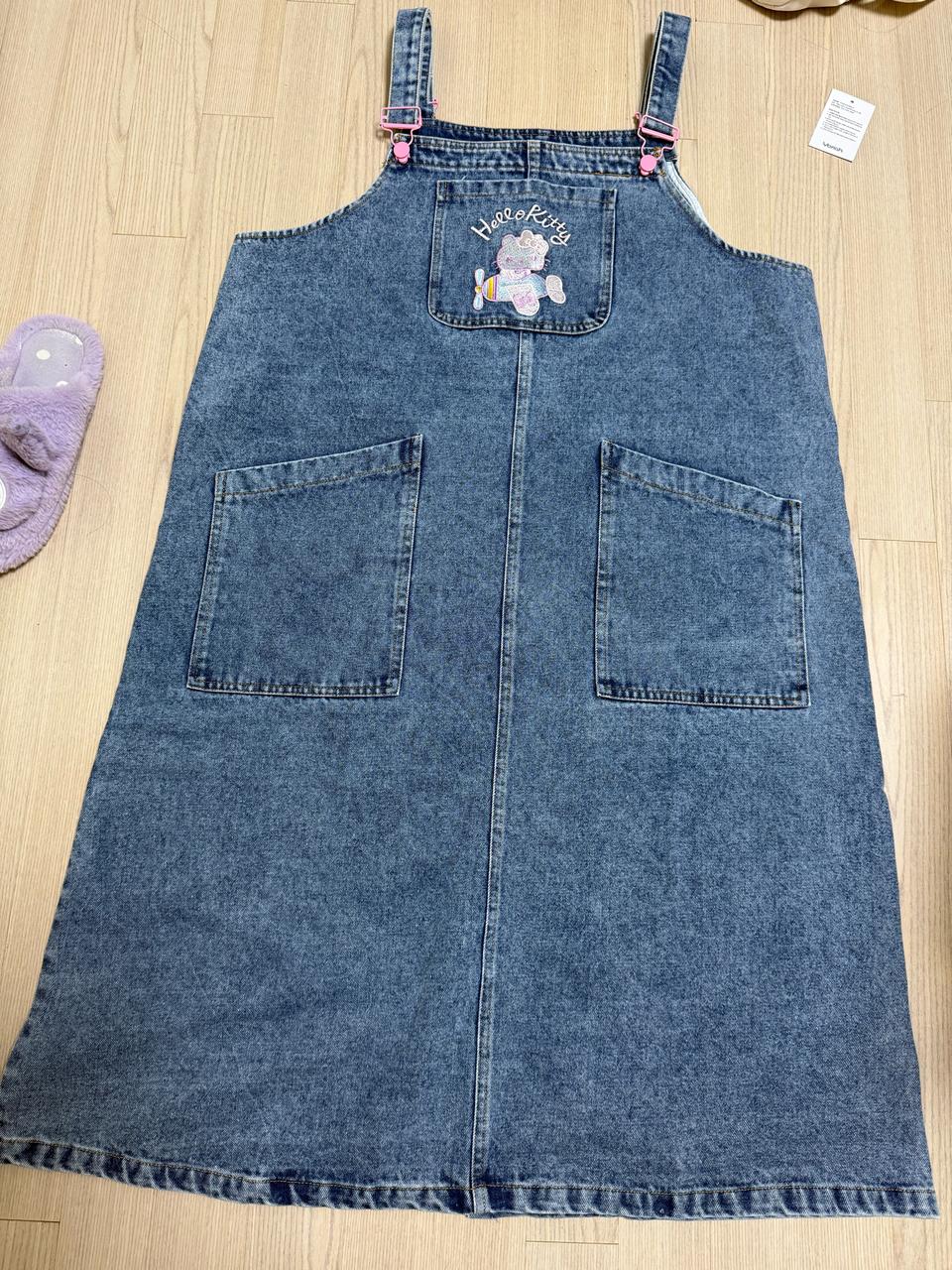 헬로키티 데님 멜빵 원피스(새것)