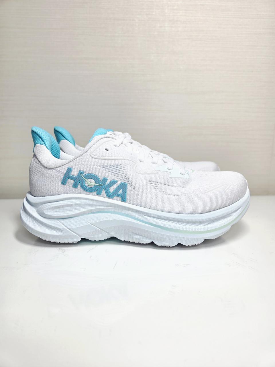 호카 호카오네오네 클리프톤 러닝화 화이트블루