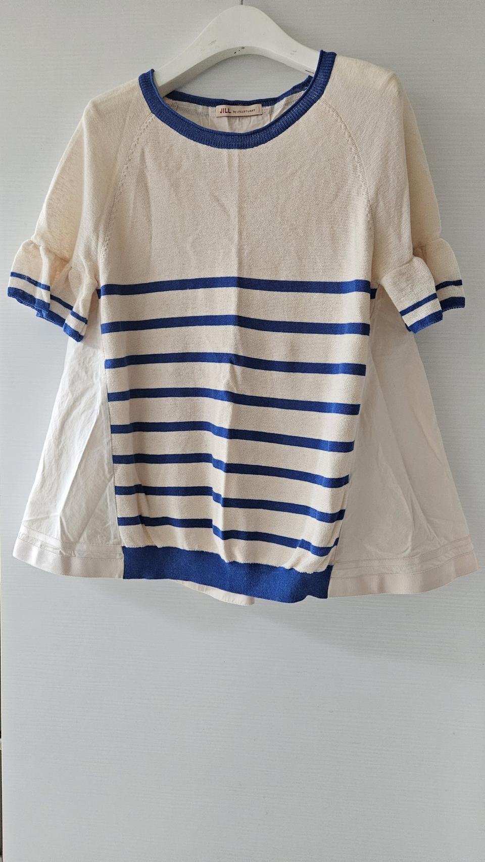 질스튜어트 니트 블라우스