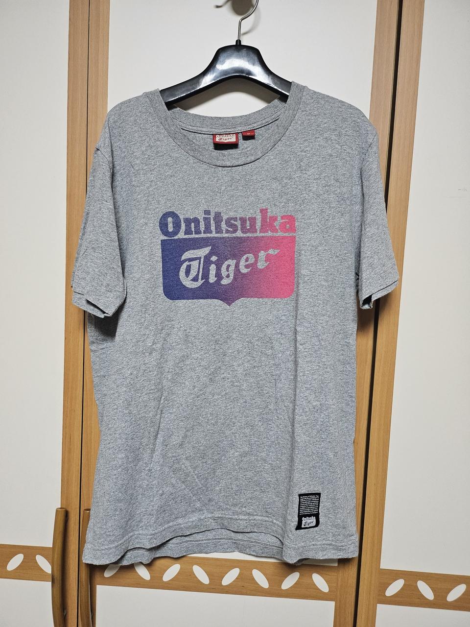 오니츠카 타이거 그레이 회색 티셔츠 M사이즈