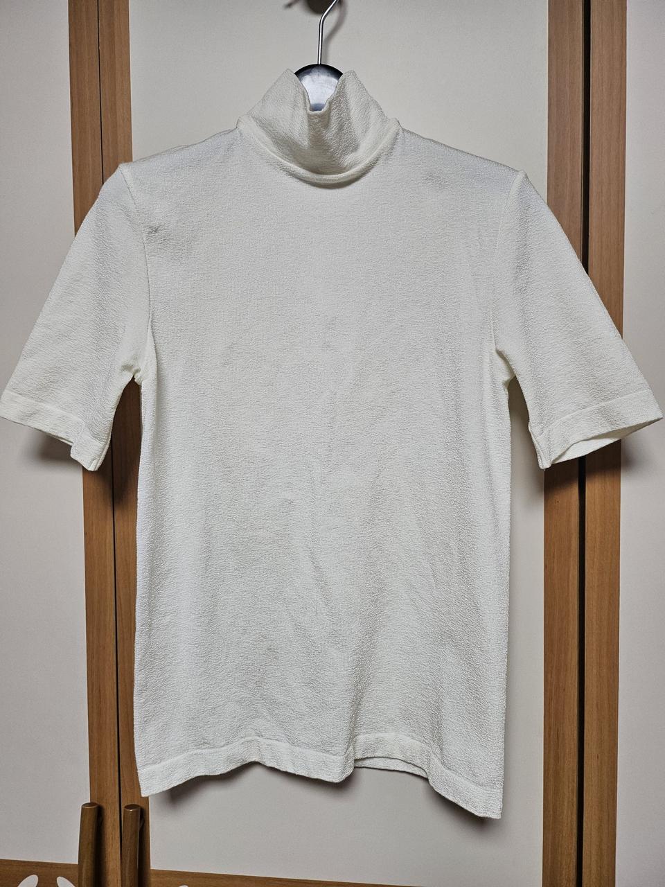 화이트 월포드 미디엄사이즈 반팔 폴라 여성 티