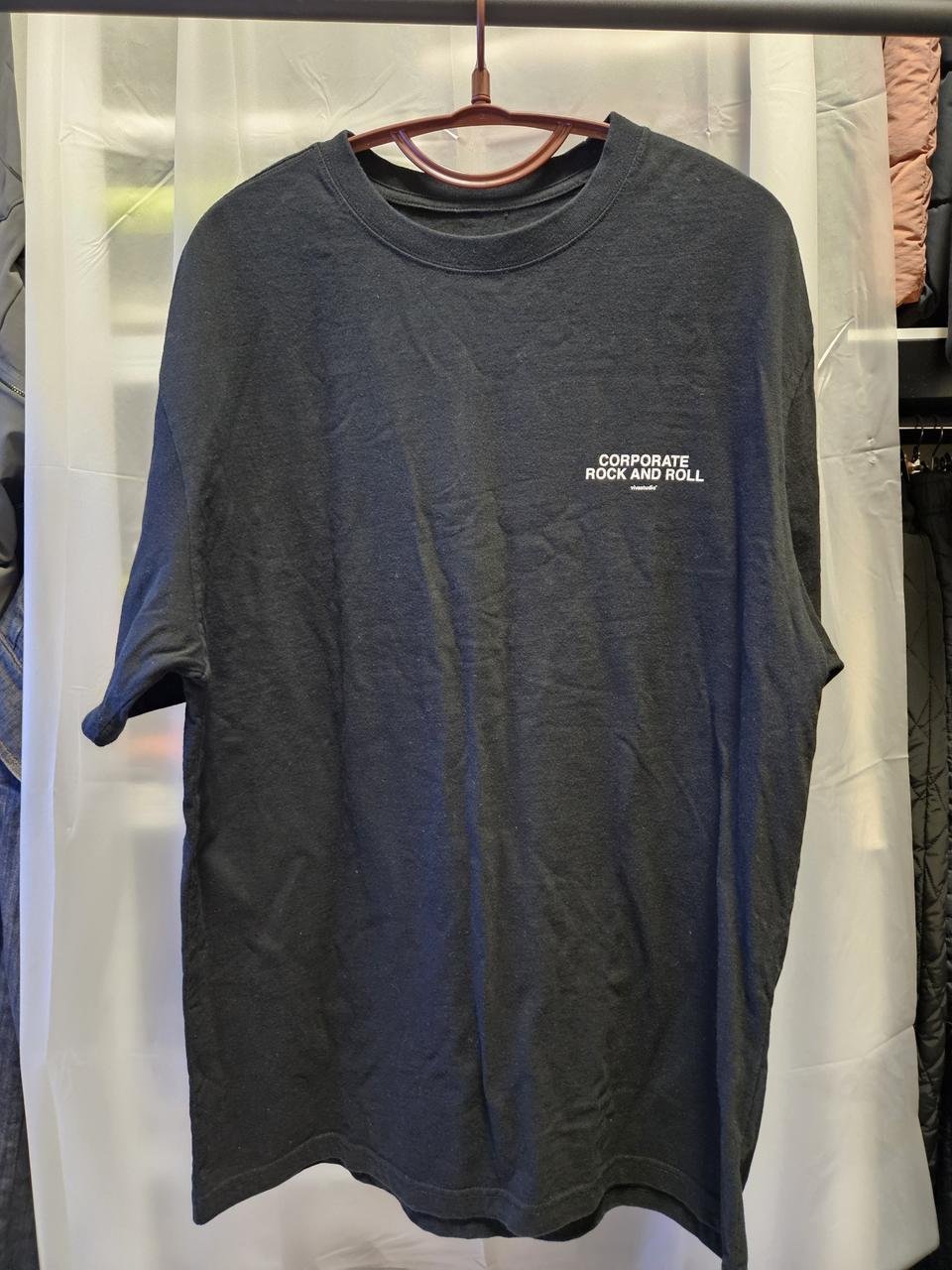 비바스튜디오 반팔 라운드 티셔츠