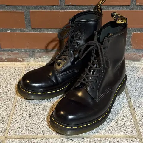 닥터마틴 1460 8홀 워커 나파 260 41