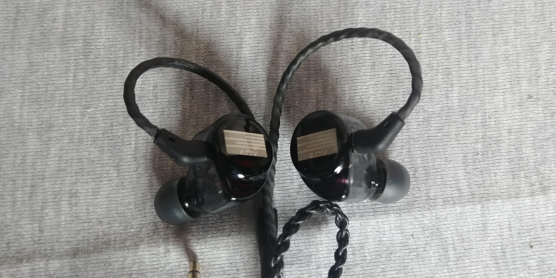 ADVANCED M5-1D 이어폰