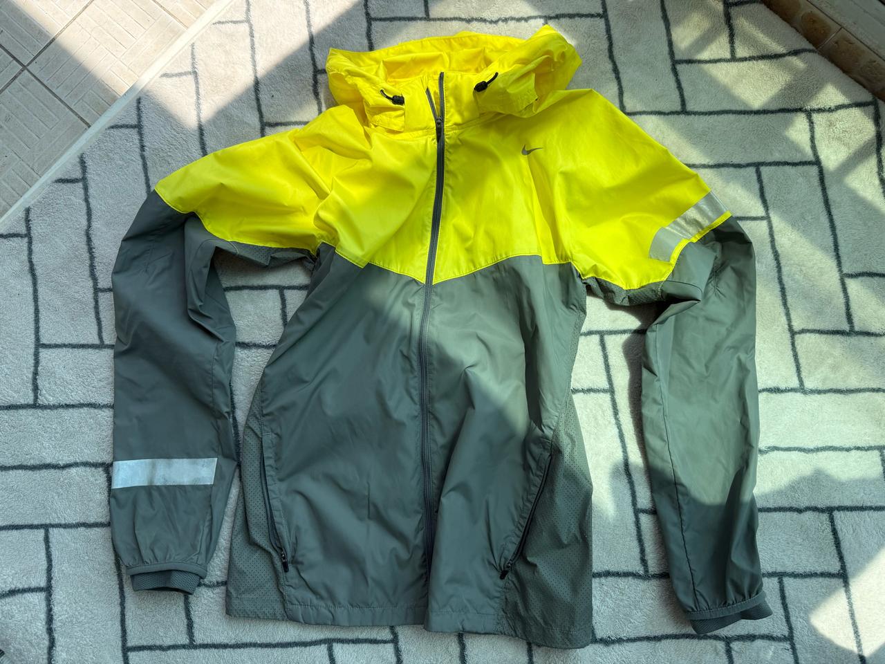 나이키 런닝 바람막이 자켓