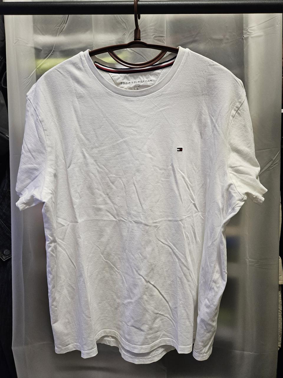 타미힐피거 반팔 라운드 티셔츠