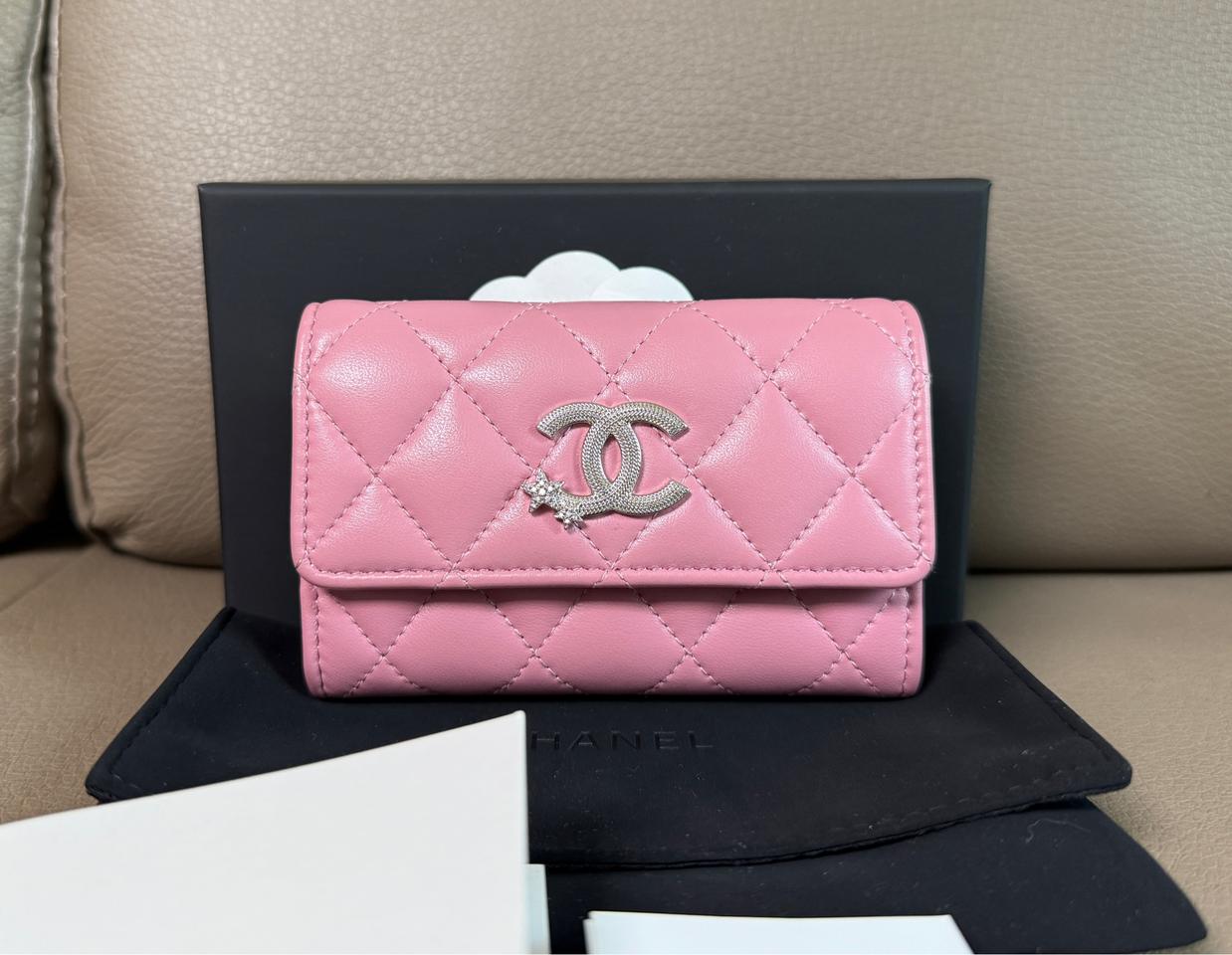 샤넬 램스킨 시즌 슈팅스타 카드홀더 카드지갑 핑크