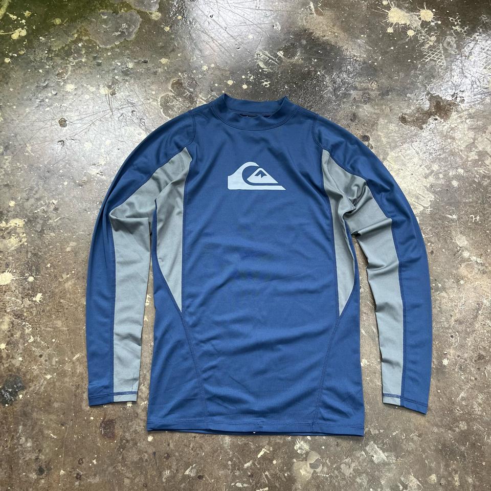 100) 퀵실버 래쉬가드 수영복 티셔츠