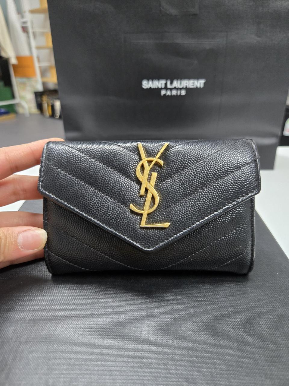 입생로랑 카산드라 엔벨로프 반지갑