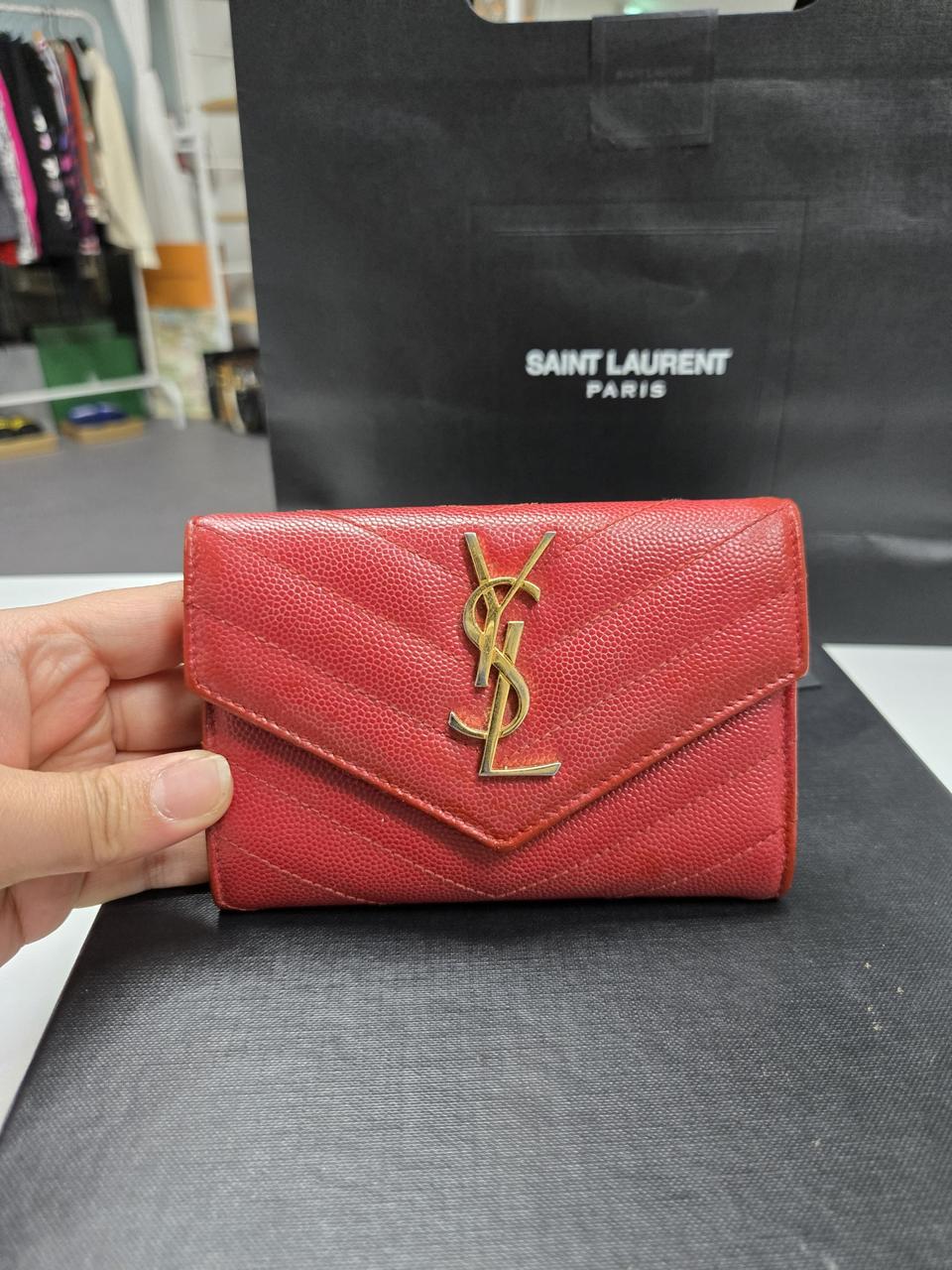 입생로랑 카산드라 엔벨로프 반지갑 레드