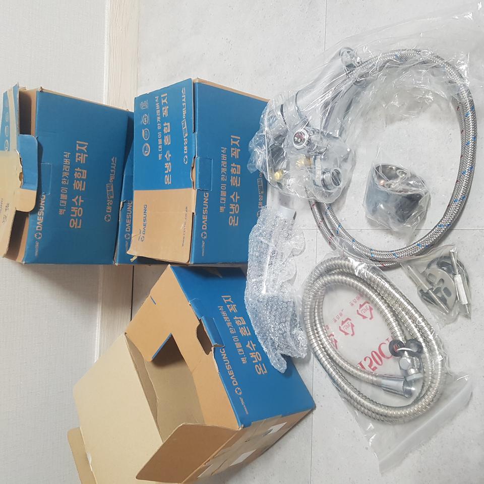 원홀 세면 샤워 수전 온냉수 혼합 꼭지 벽,대붙이 한개레버식 대성 쎌틱