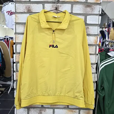 120. 휠라 반집업 아노락