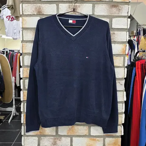 127. 타미힐피거 니트