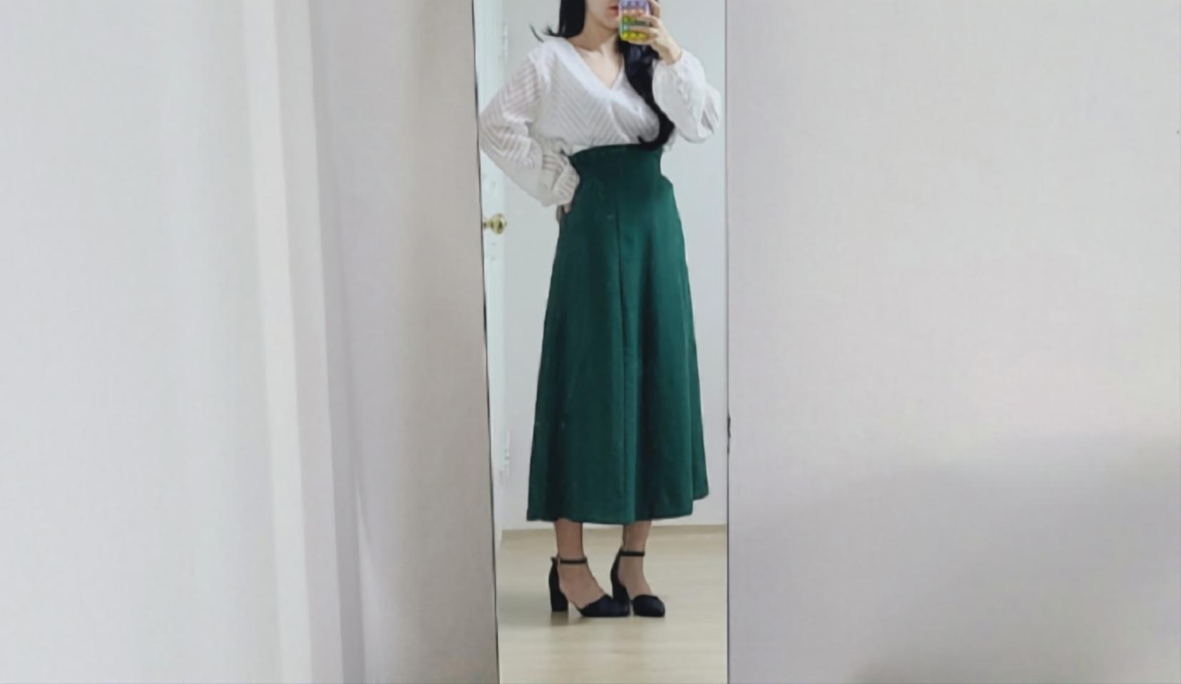 [새상품] 센스 오브 플레이스 그린 플레어 롱 스커트