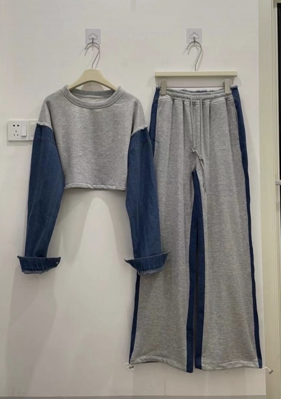 새상품 데님 청 배색 크롭 맨투맨 하이웨스트 와이드 바지 세트